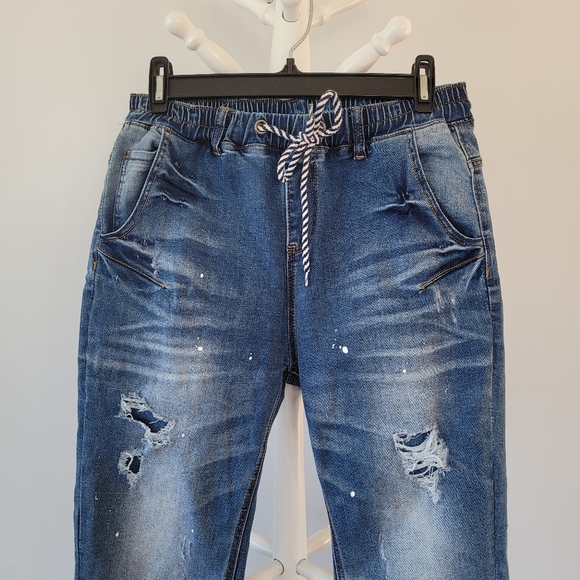 Dark-Wash Distressed Skinny Denim Jeans - Picture 4 of 13